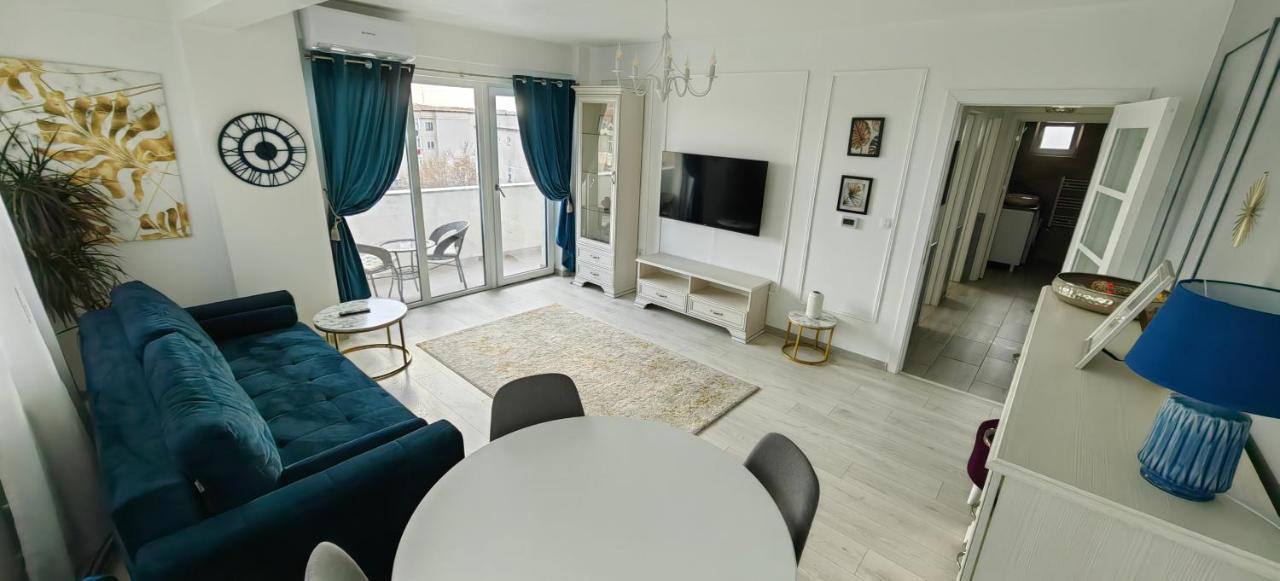 Apartament 1 Mai Bloc Nou-Self Check-In Craiova Esterno foto