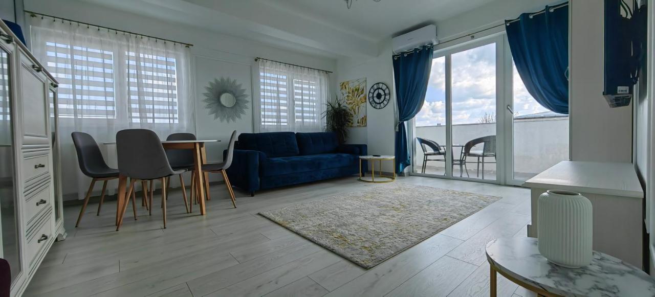 Apartament 1 Mai Bloc Nou-Self Check-In Craiova Esterno foto